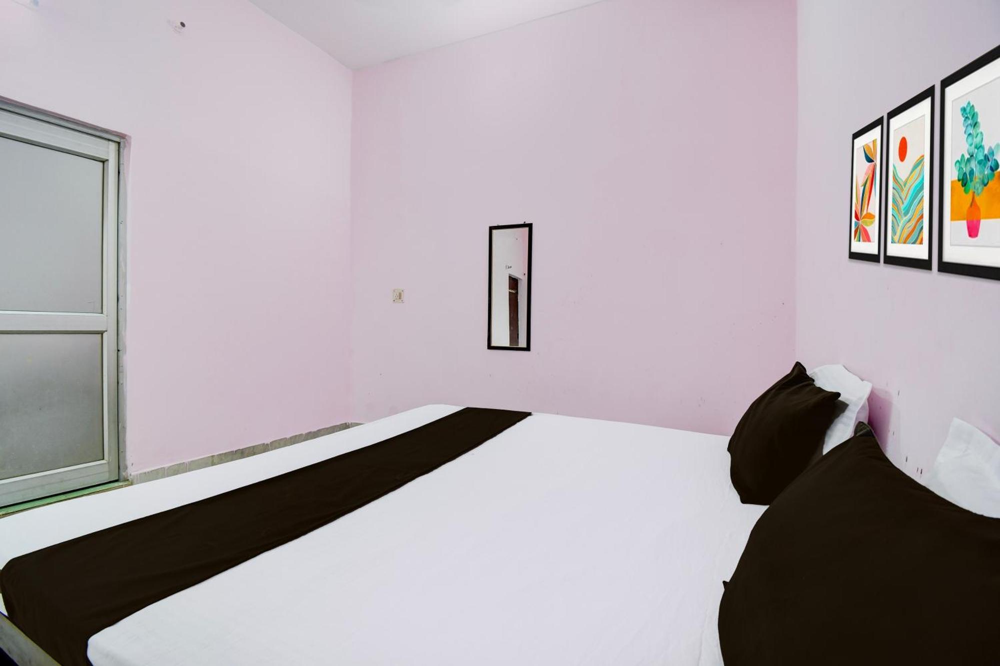 Hotel O Shivay Residency Varanasi