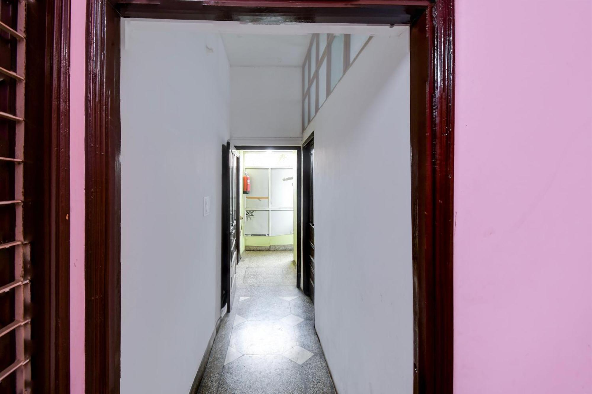 Hotel O Shivay Residency Varanasi